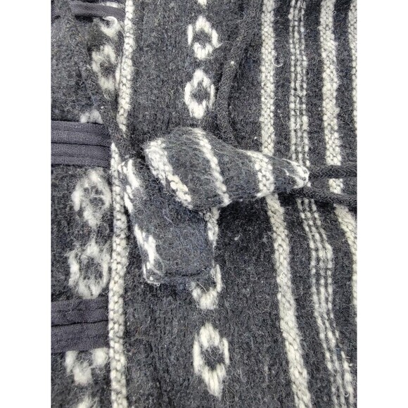 Kathmandu Imports Hoodie Mens XL Black Gray Striped Baja Woven Pullover Toggle - Picture 4 of 10